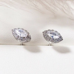 Preciosos Nuevos Pendientes de Tachuela Halo Marquis CZ Transparente en Oro Blanco - Imagen 1 de 6