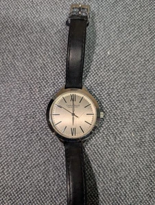 Reloj Caravelle New York para hombre correa de cuero negro esfera plateada números romanos - Imagen 1 de 3