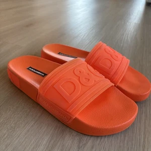 Dolce & Gabbana Orange Rubber Slides Beachwear Women's Shoes Authentic Size 38 - Picture 1 of 5