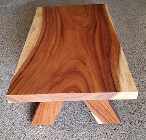 Exotic Parota wood coffee table - Picture 1 of 10