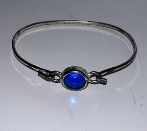 Sterling Silver Bracelet Blue Glass Cabochon 70s Bangle Vintage Original - Picture 1 of 10