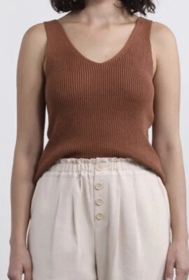 Elizabeth and James Sleeveless  tank knit top Size S - Image 1 of 4