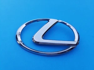 02 03 04 05 06 LEXUS ES300 ES330 REAR TRUNK EMBLEM LOGO BADGE SYMBOL OEM (2006) - Picture 1 of 3