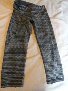 NWOT Girls 90 Degree Gray Patterned Capri Athletic Pants - SZ M (10) - Picture 1 of 4