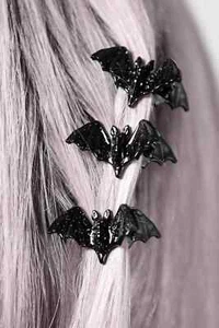 Killstar Wing It Hair Claws Bats Glitter Gothic Grunge Glam Spooky KSRA004522 - Picture 1 of 3
