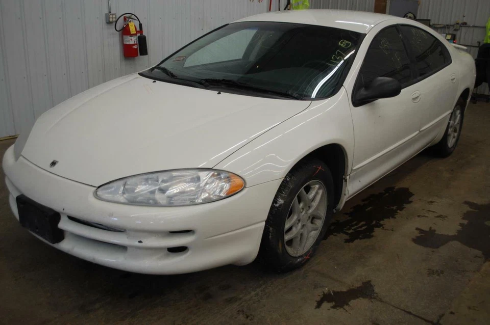 Brazo de control inferior OEM para intrepid delantero derecho bajo Foto 1 de 4