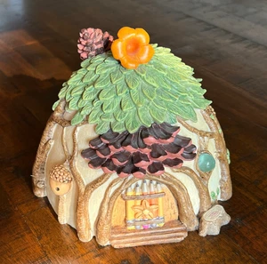 Hallmark Gardenfair Fairy House 6.5" Tall Hard To Find EUC Adorable - Picture 1 of 9