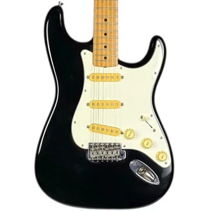Fender Japan Standard Stratocaster 1989-1990 - negra - Imagen 1 de 10
