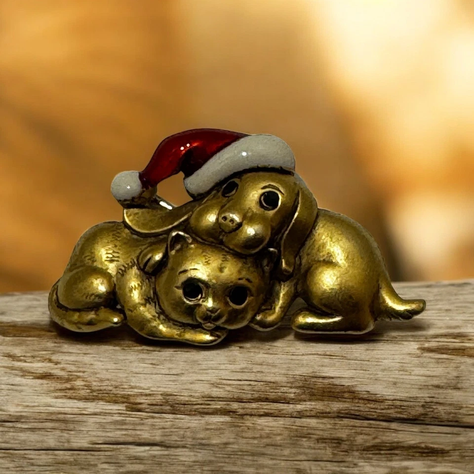 Broche de Navidad Danecraft Vintage Gato Perro Papá Noel Sombrero Tono Dorado Esmalte Prendedor Foto 1 de 4