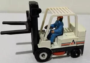 Corgi Allis-Chalmers ACP 60 Lift Truck The Tough Truck Diecast Forklift Replica - Picture 1 of 6