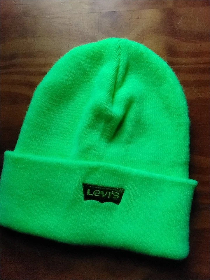 Gorra Levi's Beanie verde neón Foto 1 de 4
