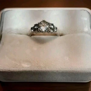 Women Silver 925 7Stone Cz Size 3 Ring Engagement Engraved "I love you Tomorrow" - Bild 1 von 4