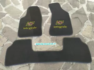 TAPPETI RICAMO HF INTEGRALE LANCIA DELTA EVOLUZIONE TAPPETINI NERI BORDO NERO - Picture 1 of 2