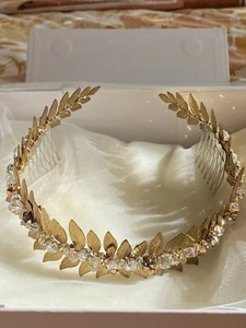 Teeki Designs Swarovski Crystal Headpiece - Picture 1 of 8