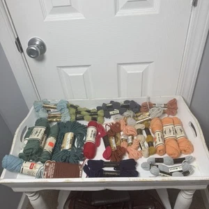 42 Skein Lot Vintage Laine Tapestry Tapisserie DMC Yarn Pure Wool Lots Of Colors - Picture 1 of 20