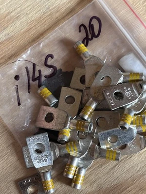 Izzy Lugs i14S Compression 1 Hole yellow (lot of 20) - Image 1 of 2