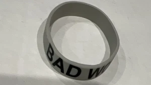 Doctor Who Bad Wolf Kautschuk Armband - Bild 1 von 3