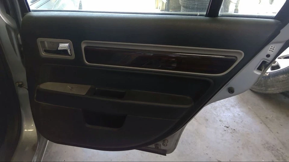 ZEPHYR    2006 Door Trim Panel Rear 652605 - Изображение 1 из 1