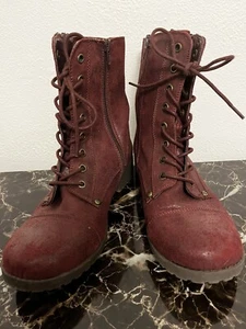 Botas botín de moda G By Guess de cuero sintético rojo profundo con cordones al tobillo talla 8,5 M - Imagen 1 de 8