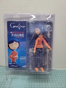 NECA CORALINE GELENKIGE 8"" FIGUR IN ORANGE PULLOVER + STÄNDER LAIKA BRANDNEU - Bild 1 von 10