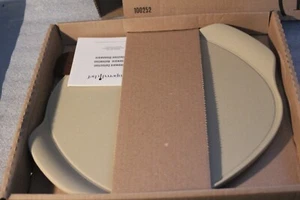 PAMPERED CHEF 13' MITTLERE PFANNE PIZZASTEIN MIT GRIFFEN STEINZEUG #100252 BRANDNEU - Bild 1 von 2