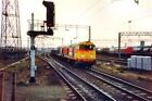 PHOTO  1988 CLASS 20 DIESEL ELECTRIC LOCOS NOS 20108 AND 20113 BESCOT YARD 1988