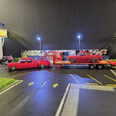 M2 Machines 1973 Chevrolet Cheyenne Super 30 1975 Chevrolet Scottsdale 20... - Image 1 of 4