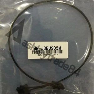 ONE NEW MITSUBISHI servo fiber MR-J3BUS05M - Afbeelding 1 van 1