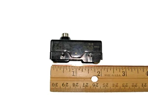 Unimax 2HBD-1 SPDT Microswitch 20A - Picture 1 of 4