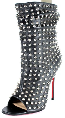 Botas de tornozelo CHRISTIAN LOUBOUTIN couro preto cravado peep toe salto agulha 37,5 - Imagem 1 de 4