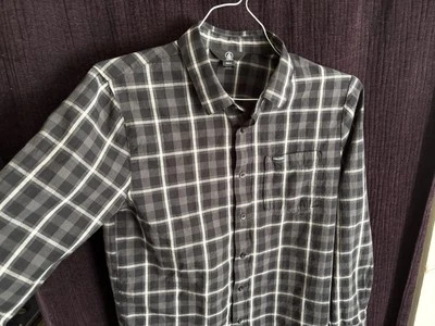 Volcom long sleeve button shirt - Image 1 of 4