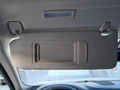 Driver Sun Visor Illuminated Vinyl Fits 10-16 BMW 535i 4864255 Foto 1 de 4