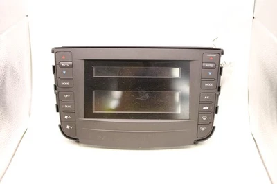 OEM Acura 39050-SEP-AO Dual Temperature Display Radio Control Panel Fits 2005 TL - Image 1 of 4
