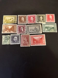 13 vecchi francobolli M/U Bosnia ed Erzegovina - Lotto A-80861 - Foto 1 di 1