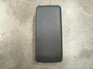 09/1997 to 04/2000 Mitsubishi NL Pajero Escape - Centre console lid - Picture 1 of 3