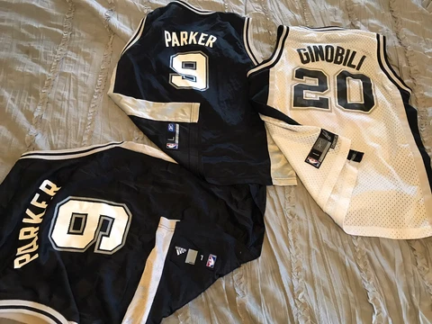 SAN ANTONIO SPURS Basketball Youth LARGE Jersey Lot of 3 Ginobili TONY PARKER Cover
