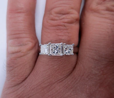 Platinum Diamond Three Stone Ring Diamond=1.50 Carats H-SI2   Value=$9,750 - Image 1 of 4
