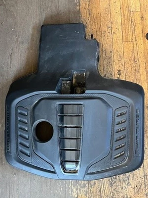 2023 Jeep Wagoneer L 3.0L Engine Cover 572253 - Image 1 of 4