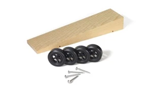 "Pinecar Racer" Wedge Car Kit - PineCar #P369 - Picture 1 of 3