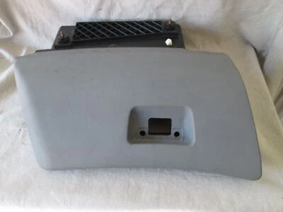 BMW E39 525i 540i 528i 530i 97-02 перчаточный ящик серый (б/у) - Изображение 1 из 2