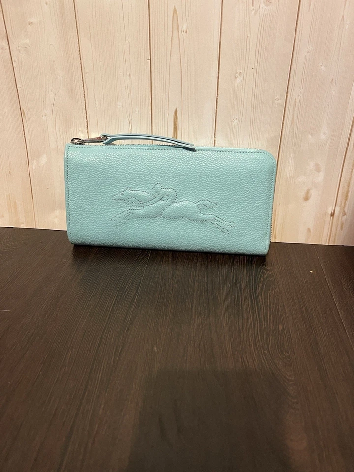 Cartera de cuero azul claro Longchamp con caballo Foto 1 de 4