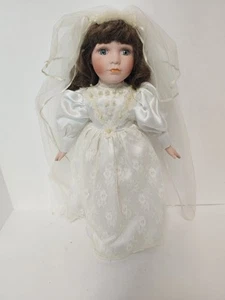 VINTAGE PORCELAIN GIRL DOLL - Picture 1 of 4