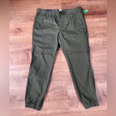 Pantalones de chándal esenciales Gap para hombre talla grande verde con cordón algodón Gaflex Foto 1 de 4