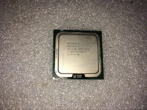 Processore Intel Pentium D Dual Core 945 SL9QQ 3.40GHz 800MHz FSB 4MB Socket775 - Imagen 1 de 1