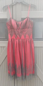 Women's Morgan & Co. Medium Cut Dress 100% Polyester Color Burgundy Shoulder Str - Picture 1 of 2