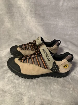 Zapatos de ciclismo Shimano para mujer talla 7 color tostado/negro estilo SPD SH-MO36W botines de ciclismo Foto 1 de 4