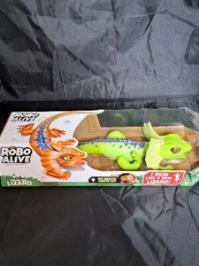 Zuru Robo Alive Frilled Neck Lizard * Green * Runs & Lights Up NEW - Picture 1 of 5