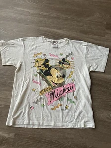 The Walt Disney Company Vintage Cool Mickey Mouse T Shirt Size Large - Picture 1 of 11