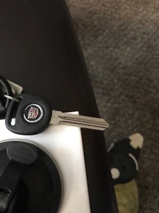 ONE CADILLAC ESCALADE LOGO KEY BLANK TAHOE YUKON 2002 2003 2004 2005 2006! - Picture 1 of 1