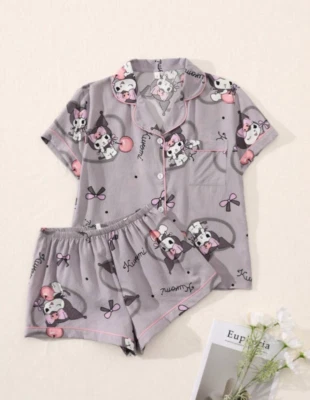 Conjunto de pijama de Hello Kitty Kuromi Kawaii gris y rosa autorizado por Sanrio ropa de dormir Foto 1 de 4